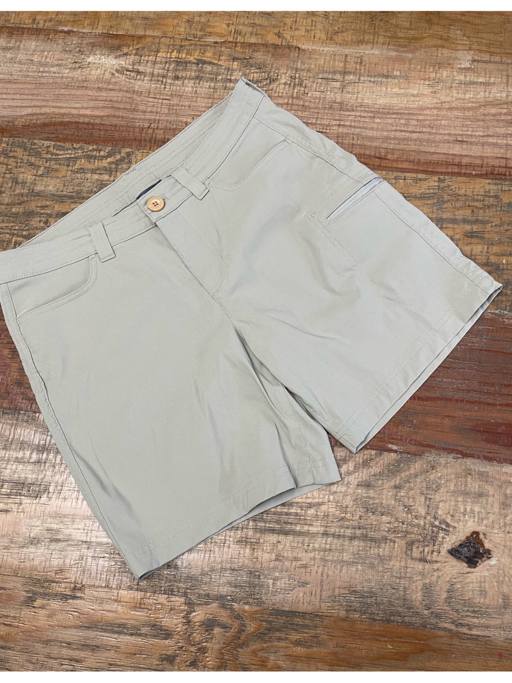 Eddie Bauer Womens Size 8 Khaki Utility Gorpcore hiking Shorts